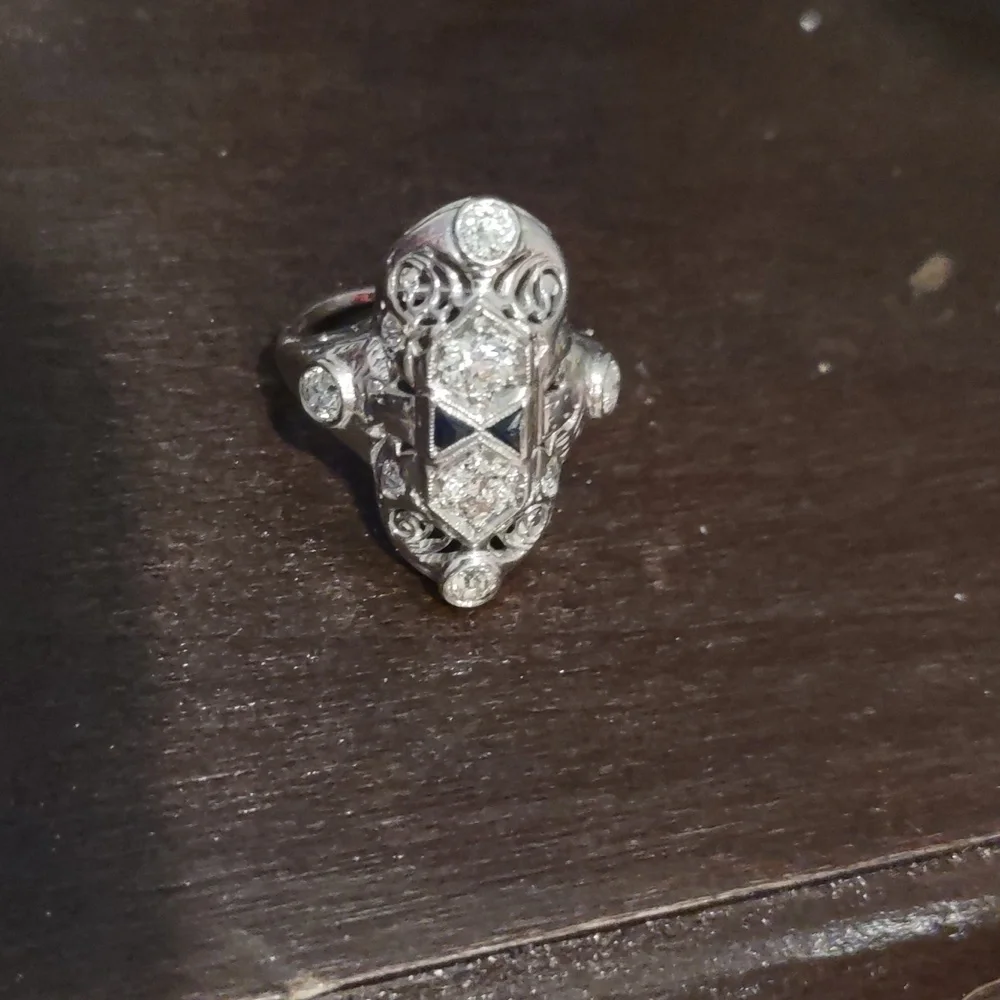 Old European cut Diamond Ring 18kt white gold north south Design